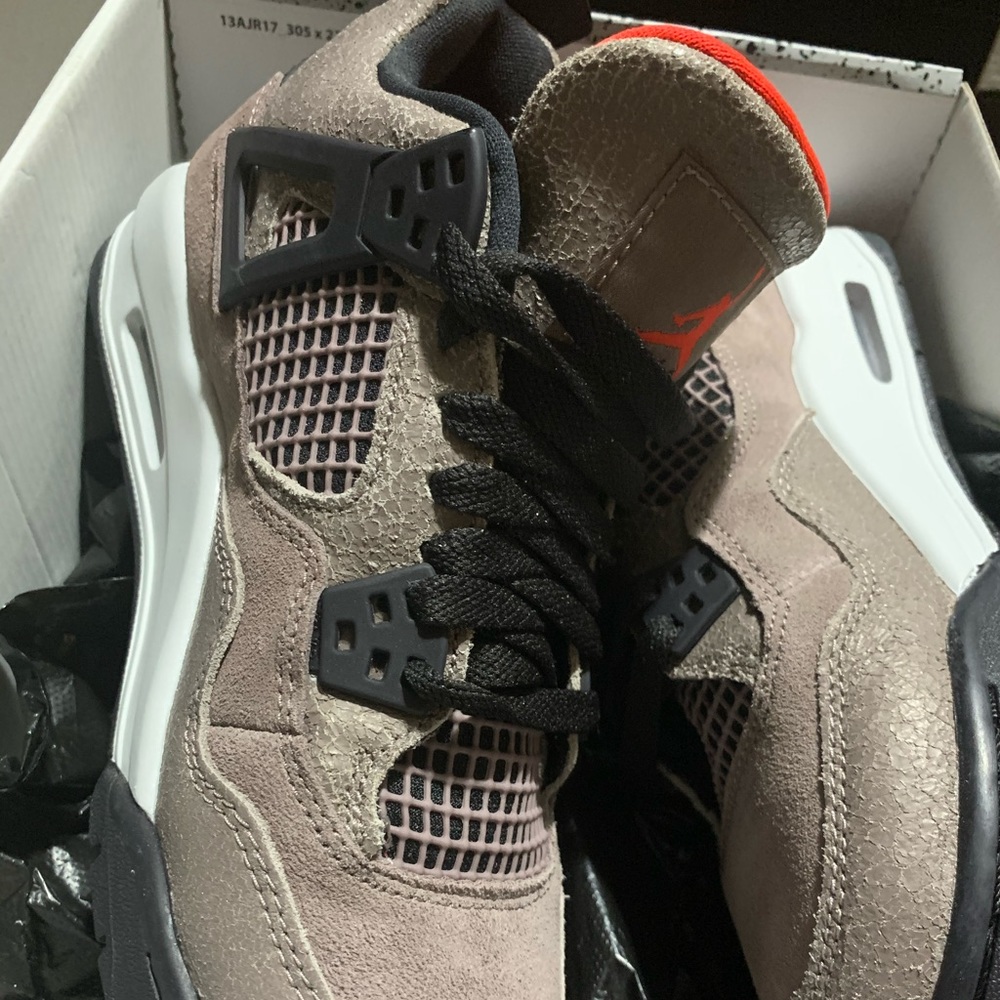 Jordan 5s size 6youth